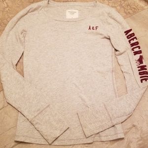 A&F long sleeve tshirt